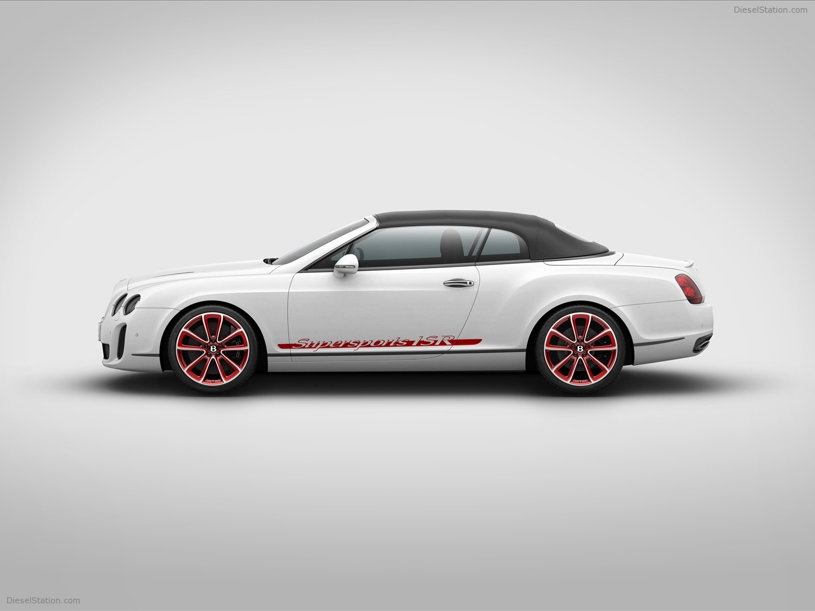 Bentley Continental Supersports Convertible ISR 2011 Bentley Continental Supersports Convertible ISR 2011