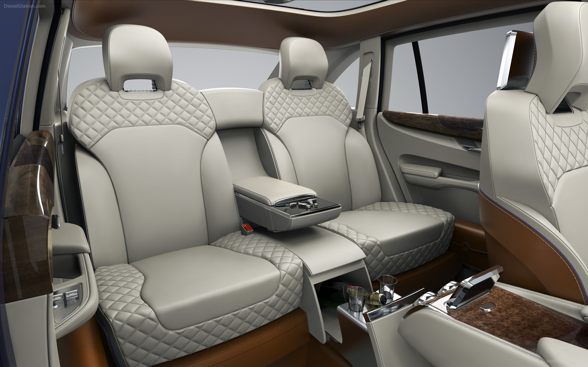 Bentley EXP 9 F SUV Concept