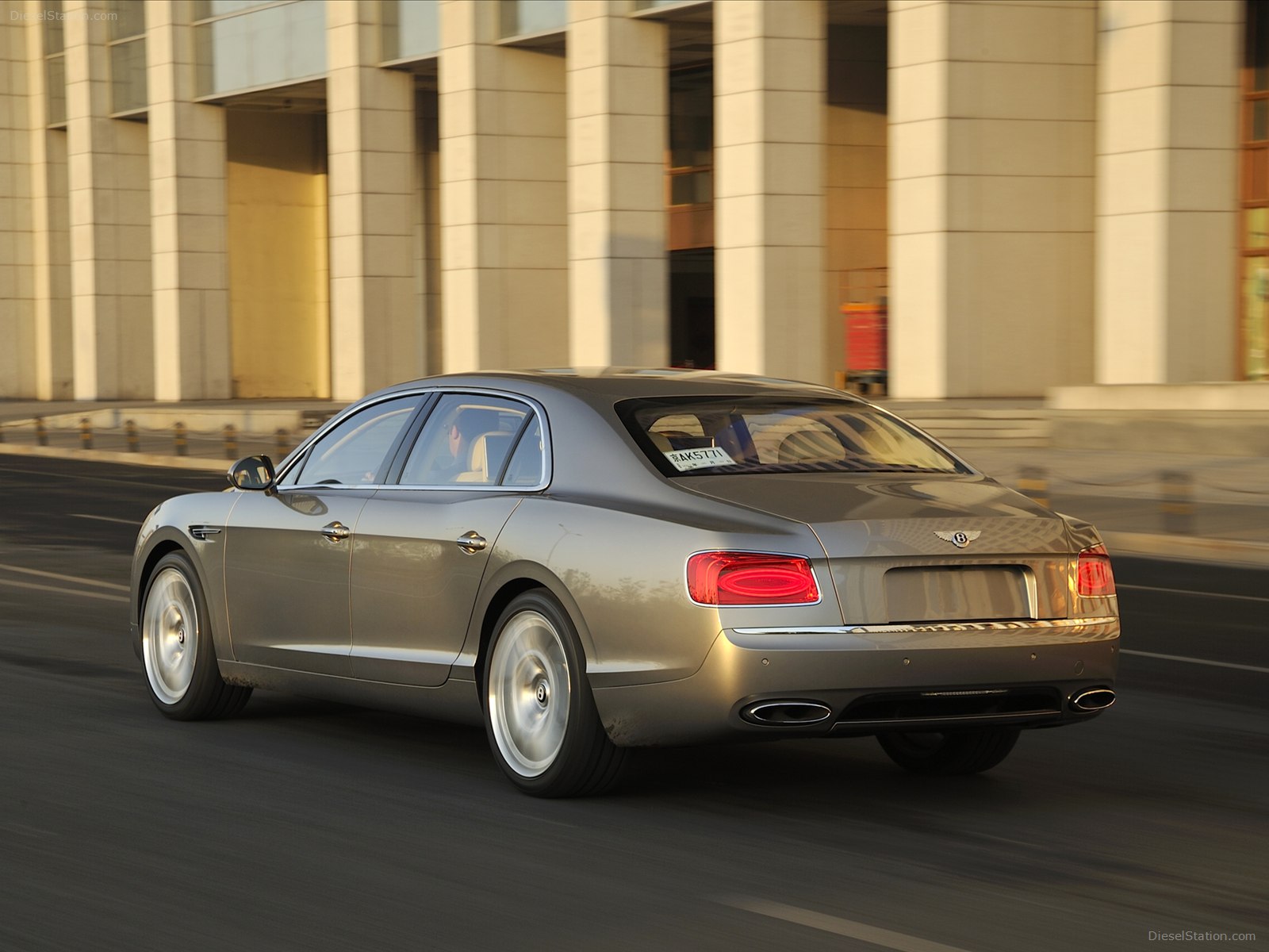 Bentley Flying Spur 2014