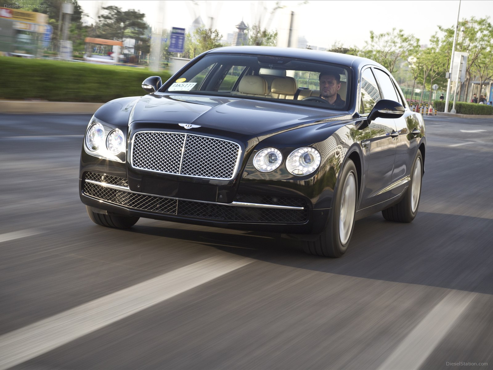 Bentley Flying Spur 2014