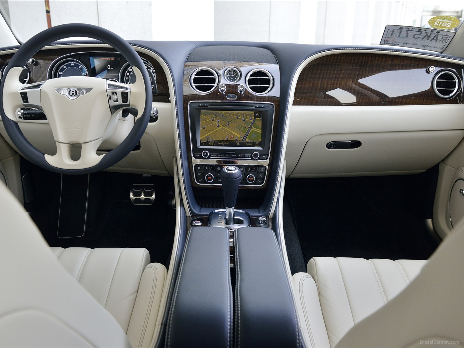 Bentley Flying Spur 2014