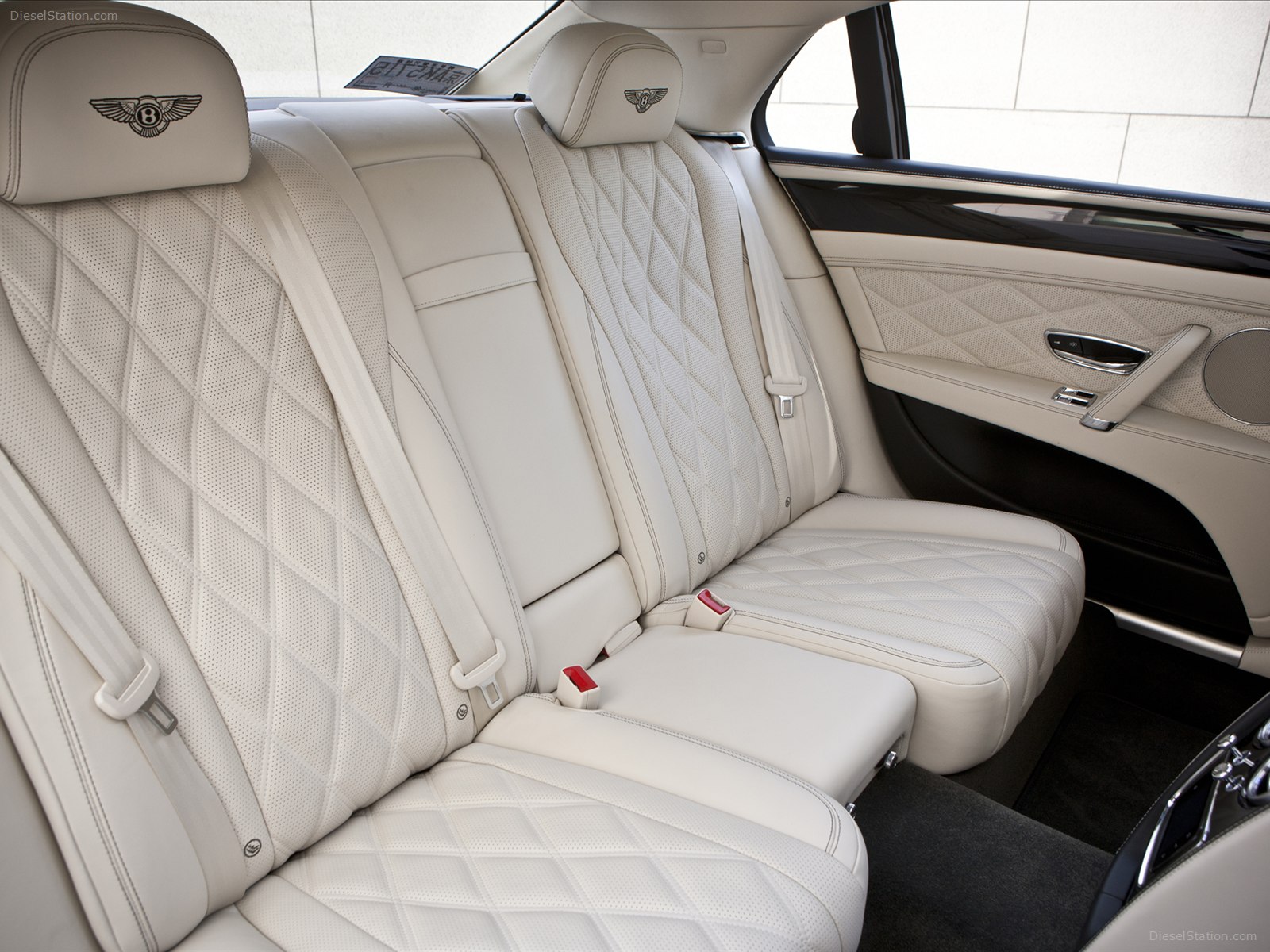 Bentley Flying Spur 2014