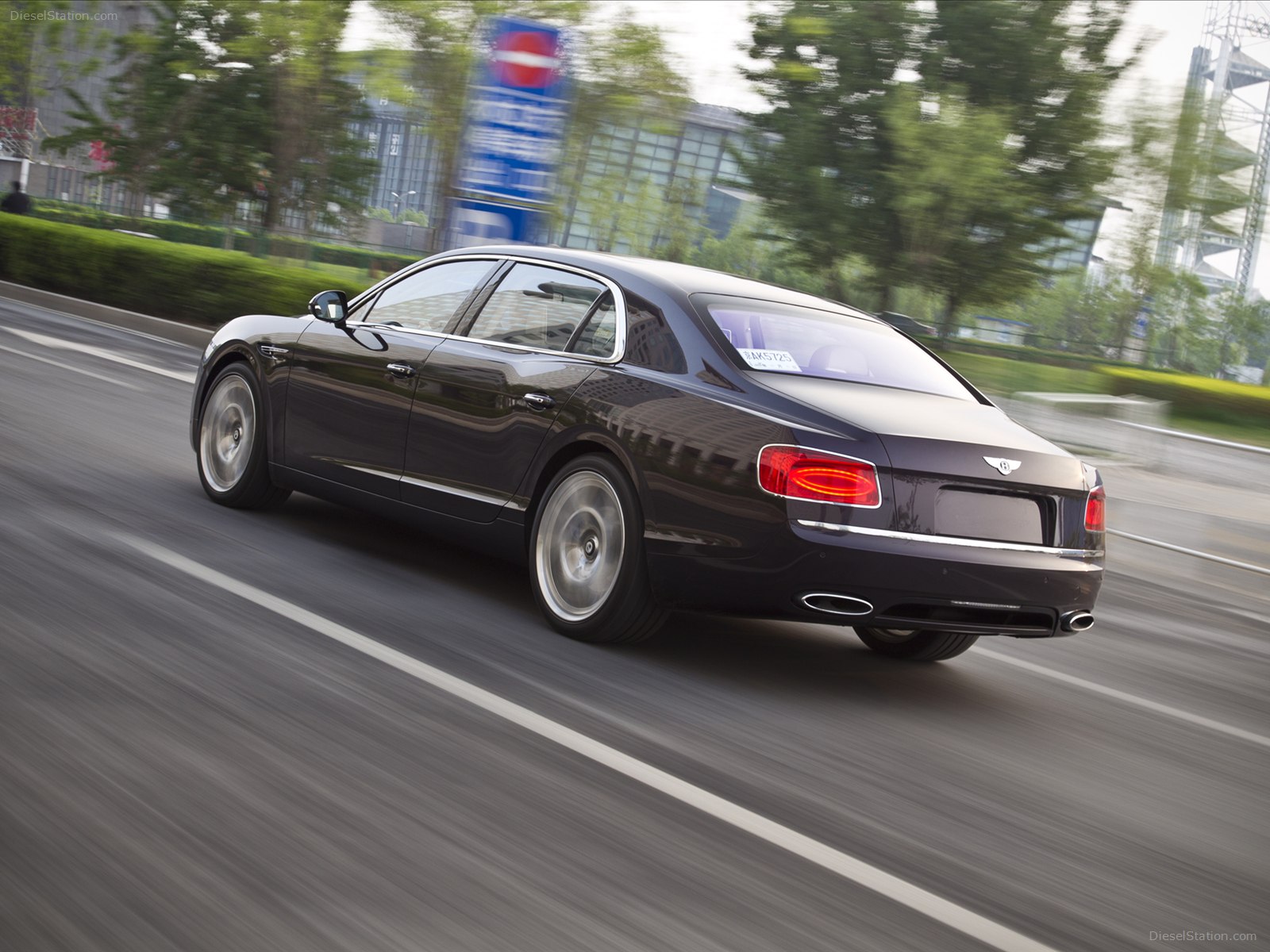 Bentley Flying Spur 2014