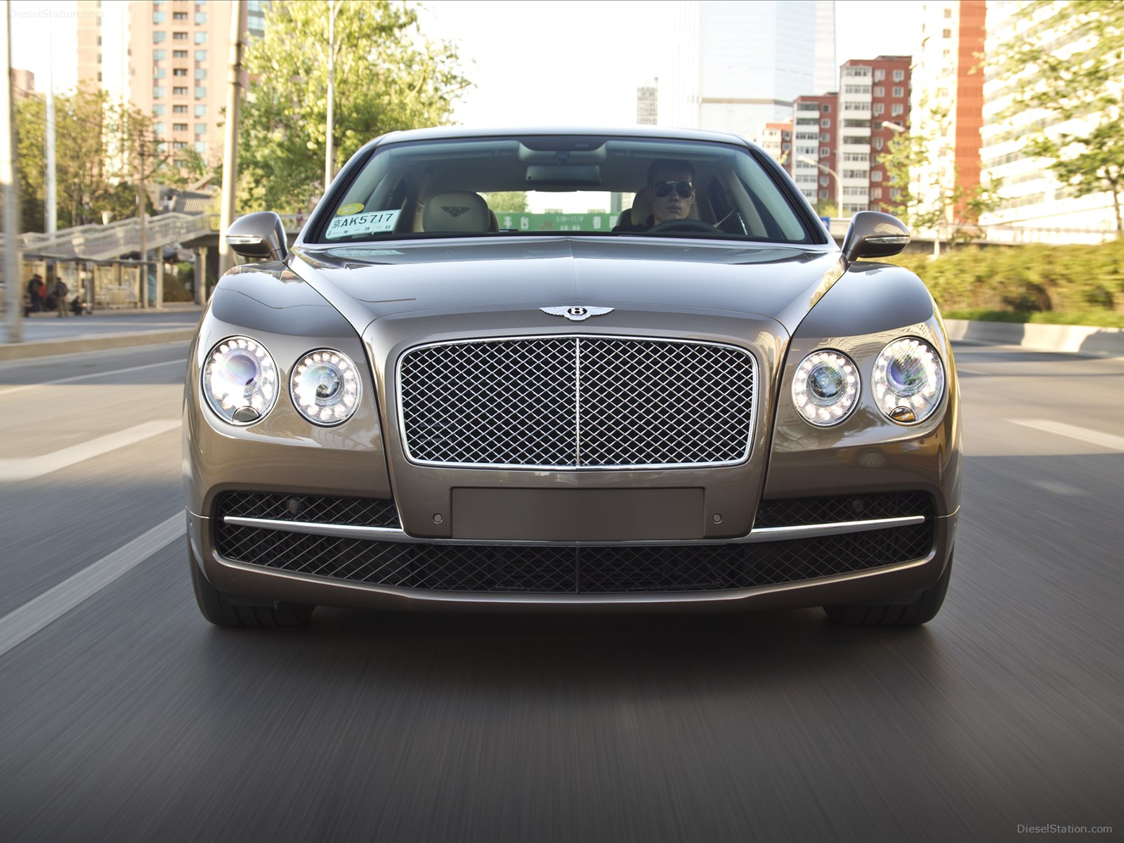 Bentley Flying Spur 2014