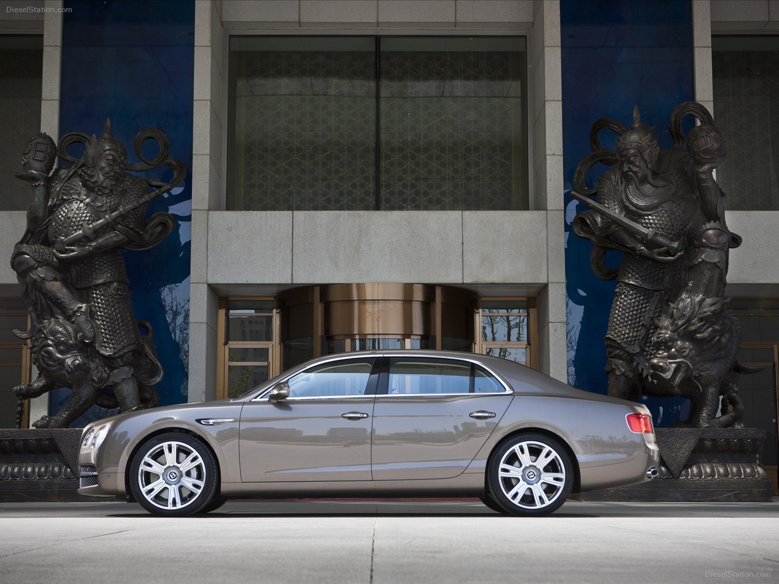 Bentley Flying Spur 2014