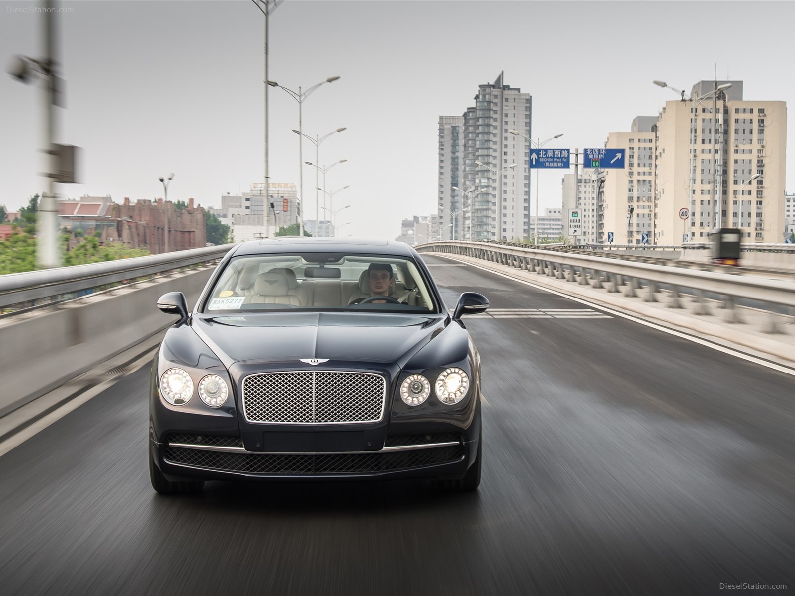 Bentley Flying Spur 2014