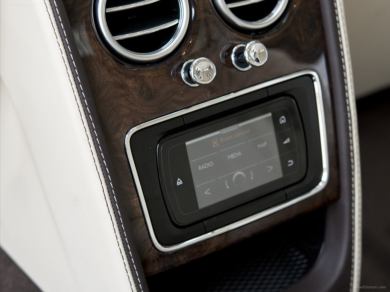 Bentley Flying Spur 2014