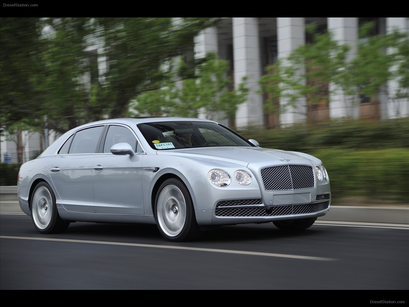 Bentley Flying Spur 2014