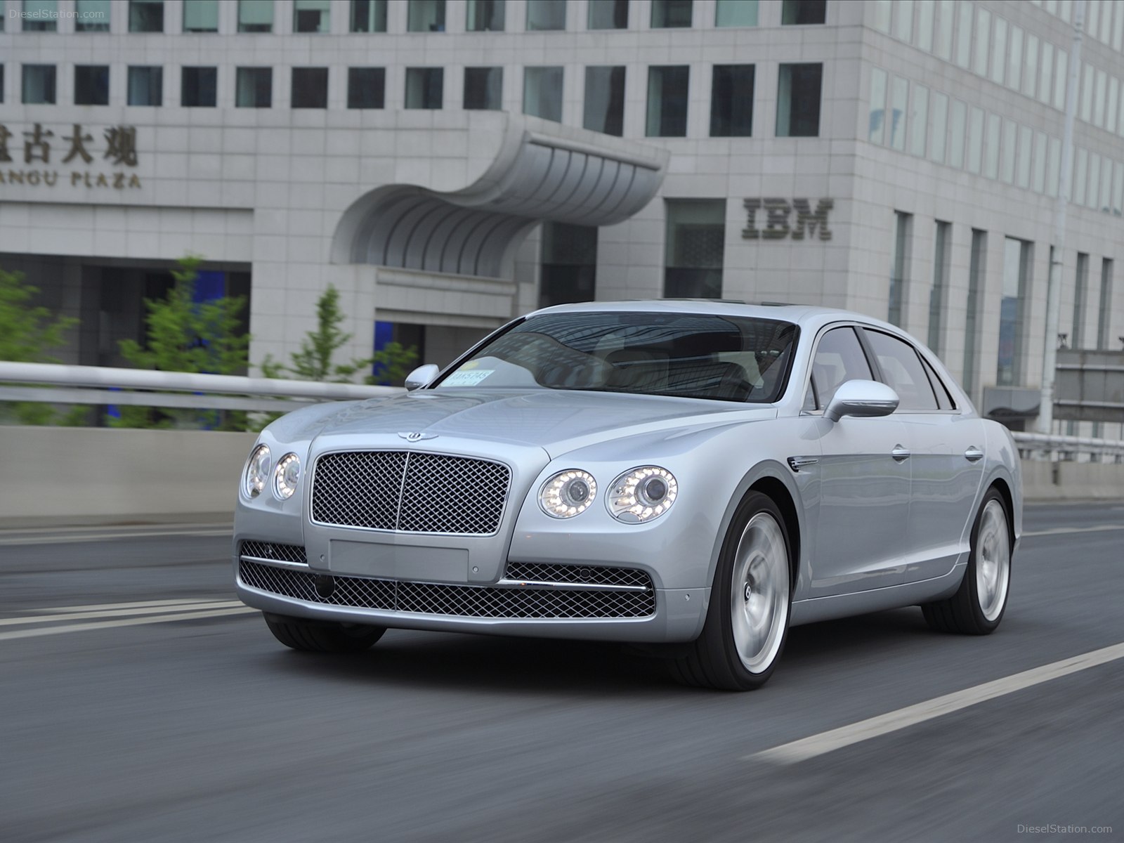 Bentley Flying Spur 2014