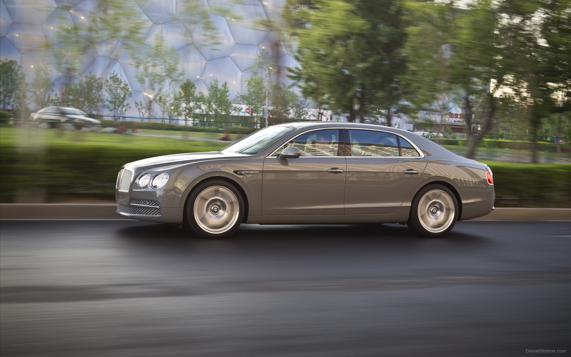 Bentley Flying Spur 2014