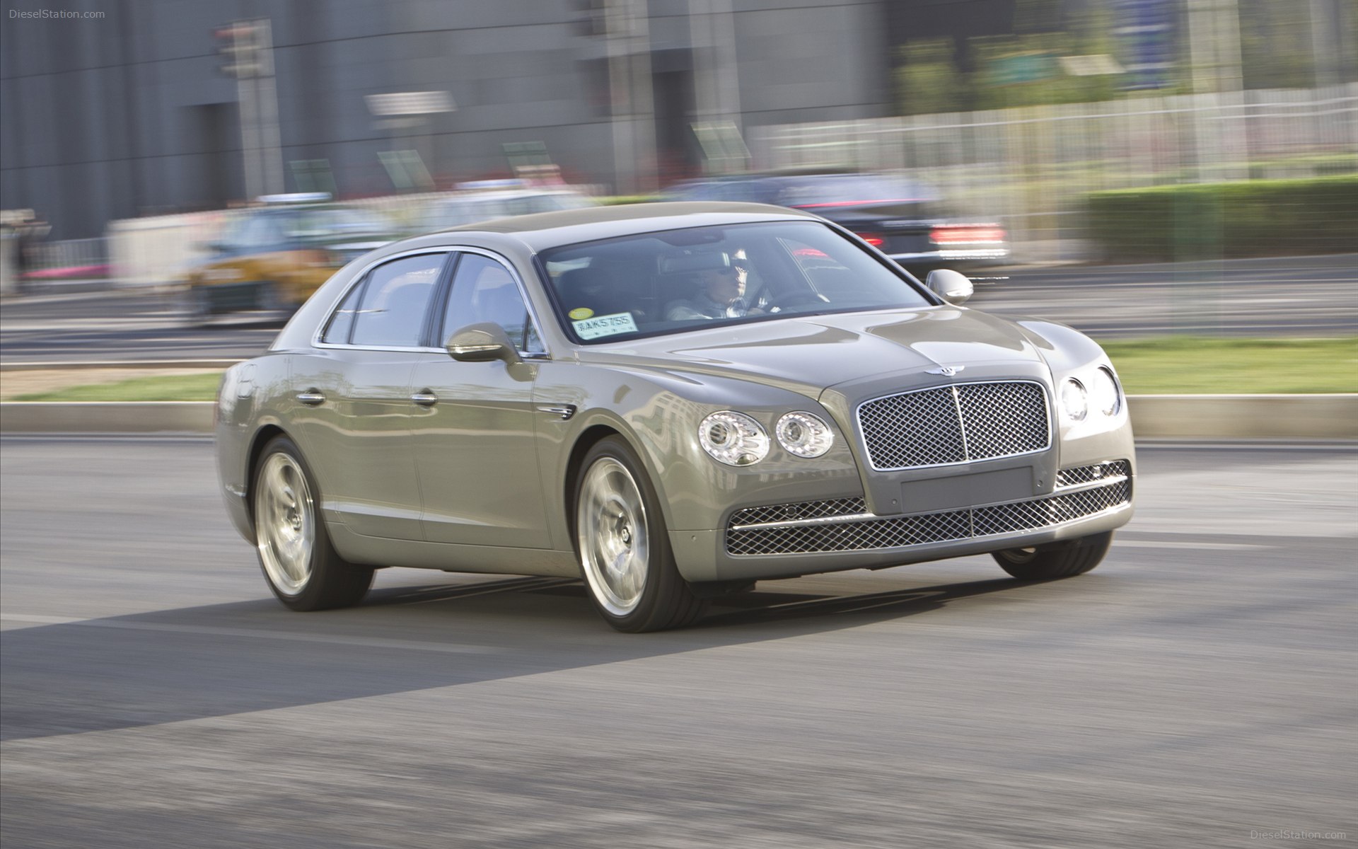 Bentley Flying Spur 2014