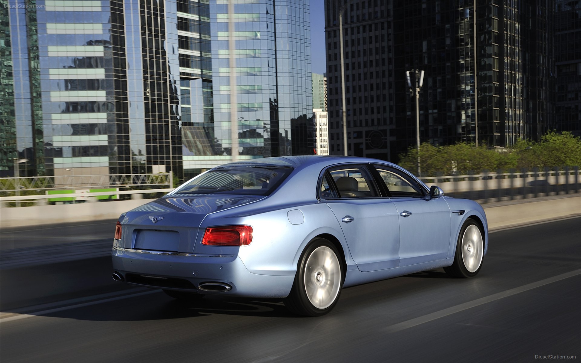 Bentley Flying Spur 2014