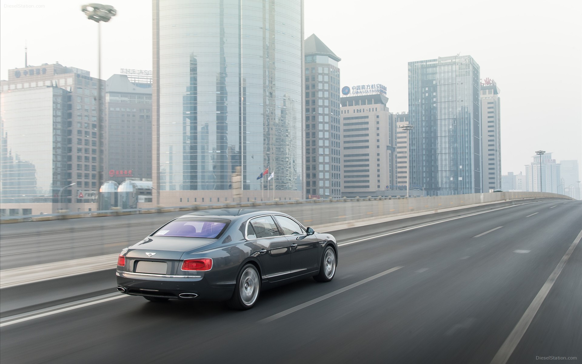 Bentley Flying Spur 2014