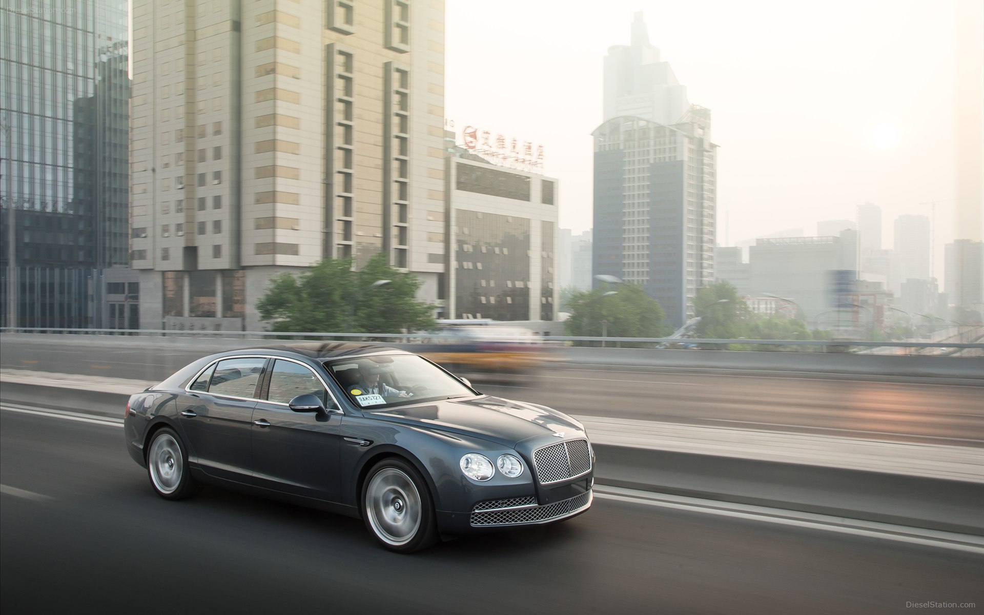 Bentley Flying Spur 2014