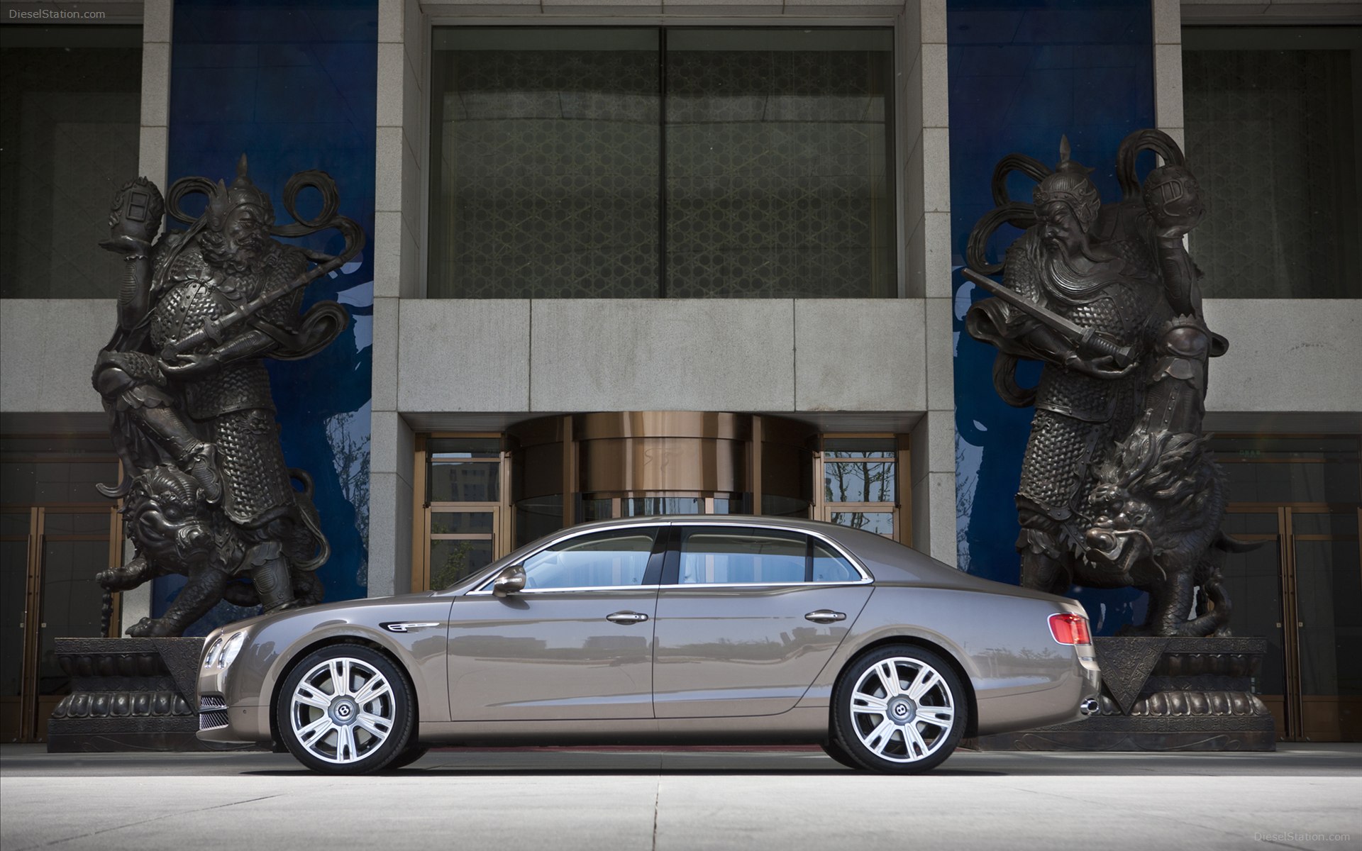 Bentley Flying Spur 2014