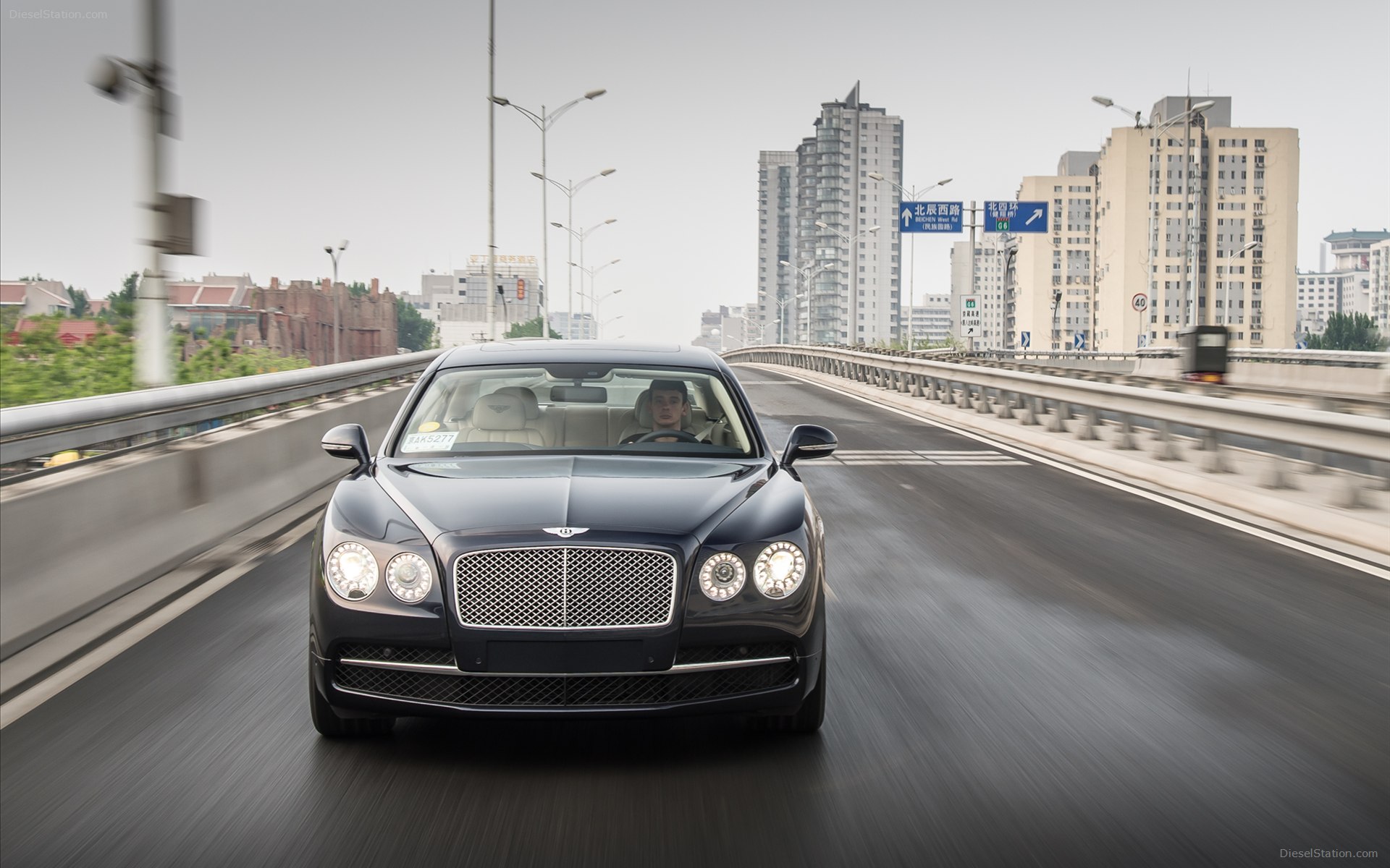 Bentley Flying Spur 2014