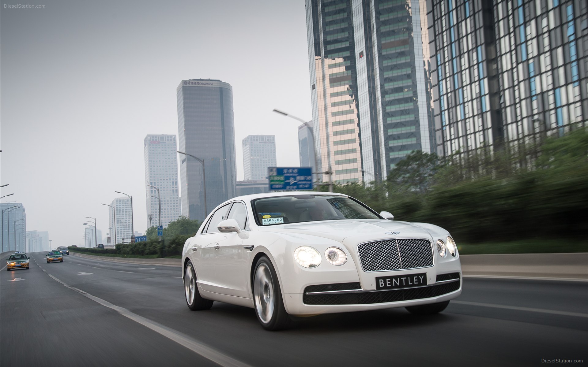 Bentley Flying Spur 2014