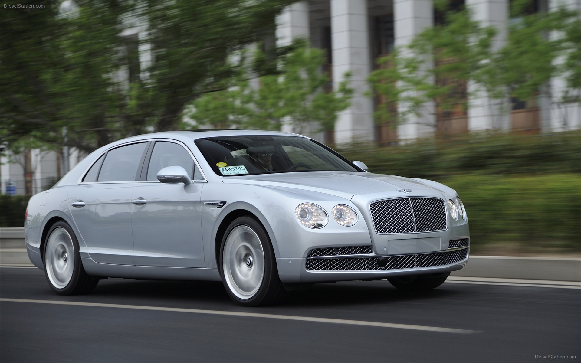 Bentley Flying Spur 2014