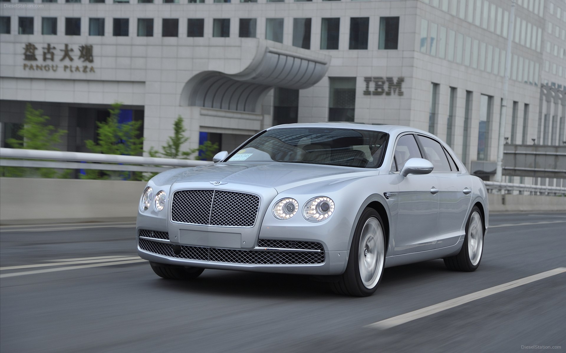 Bentley Flying Spur 2014