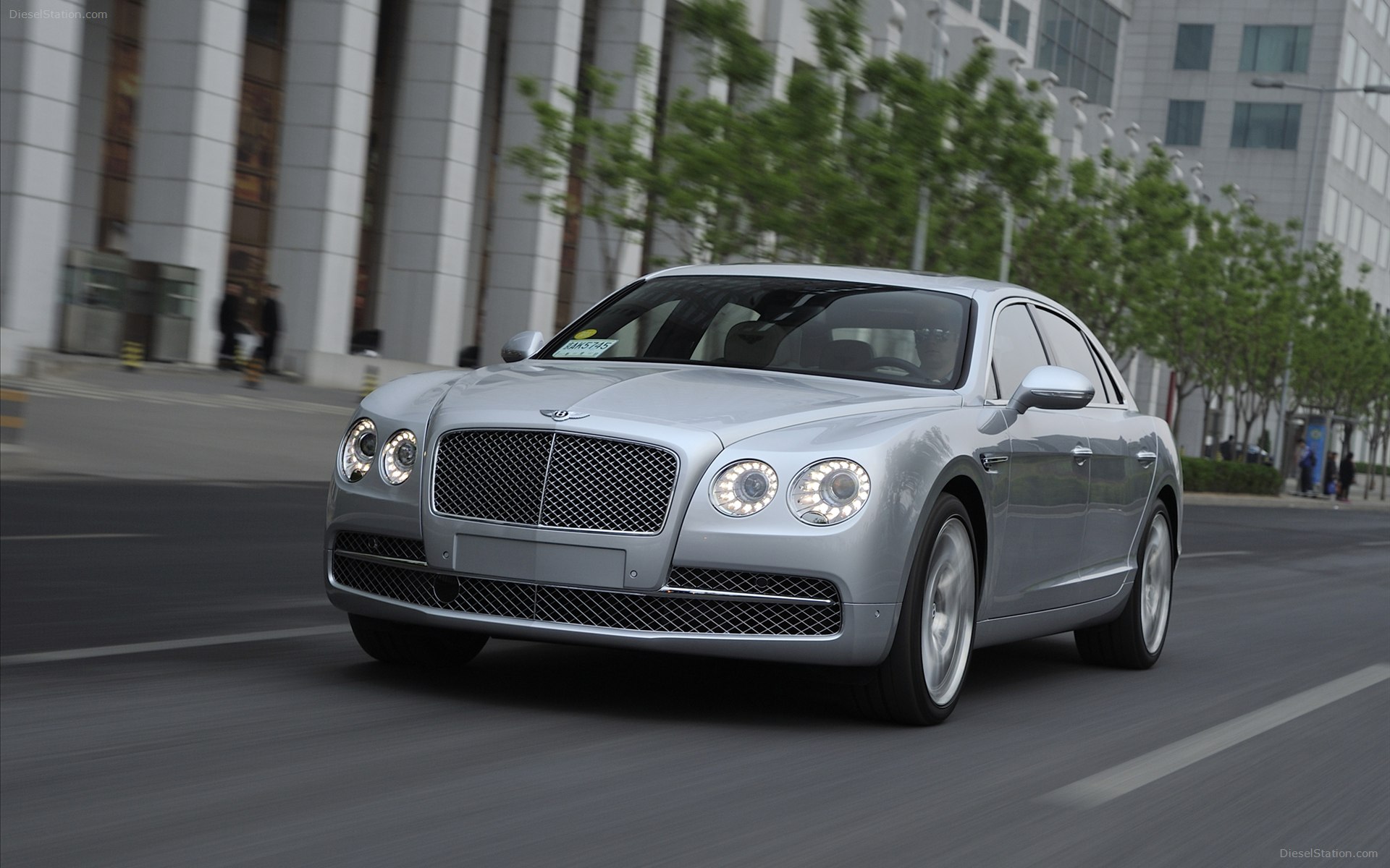 Bentley Flying Spur 2014