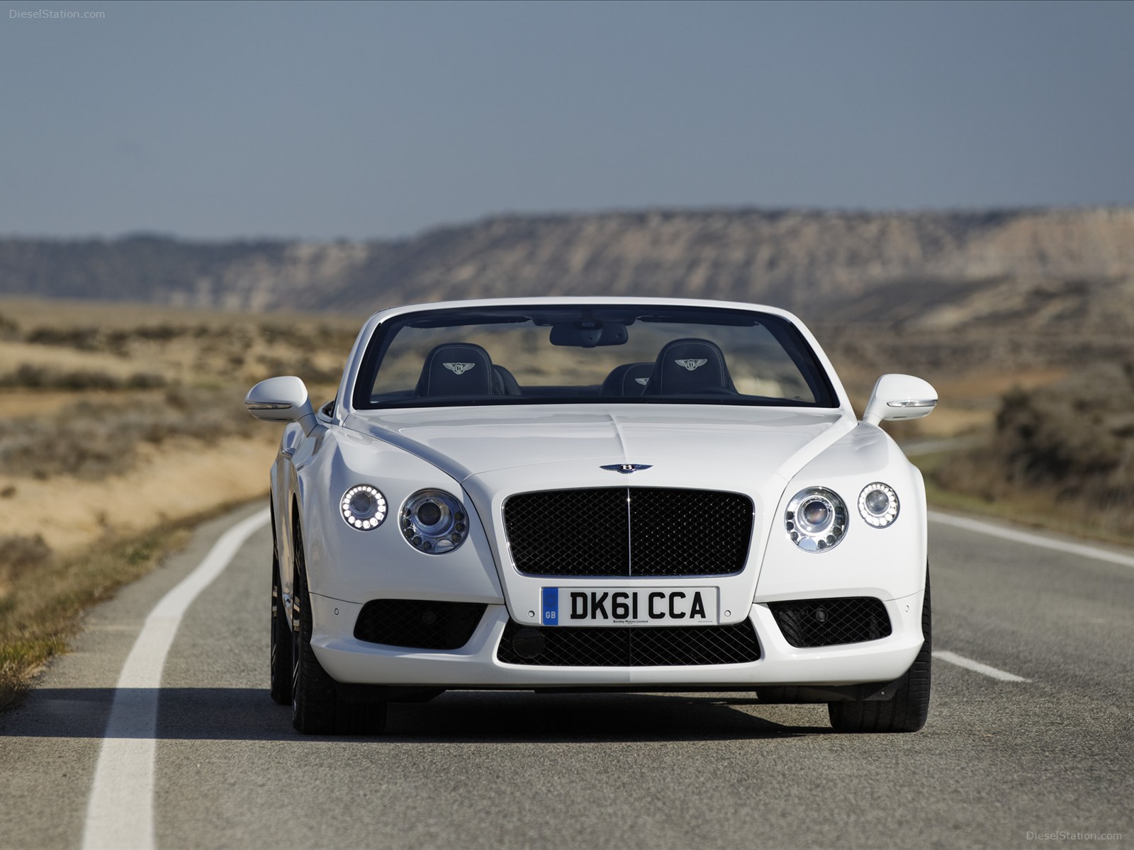 Bentley Continental GTC V8 2012