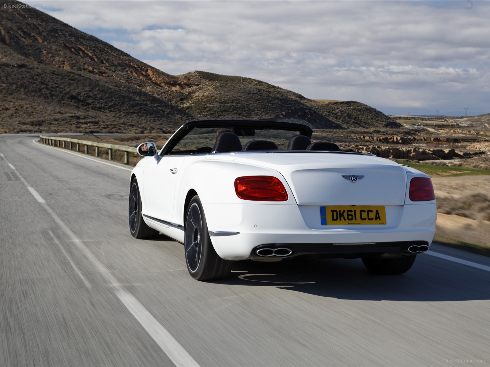 Bentley Continental GTC V8 2012