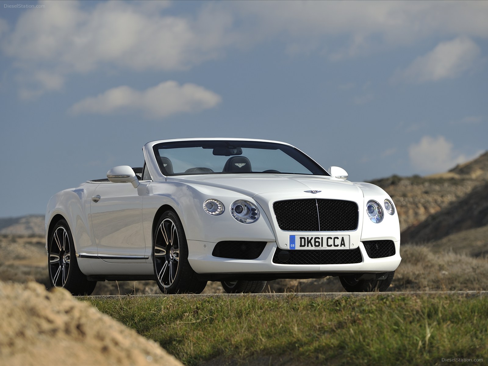 Bentley Continental GTC V8 2012