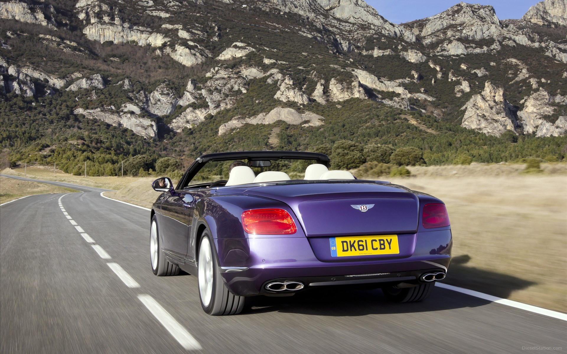 Bentley Continental GTC V8 2012