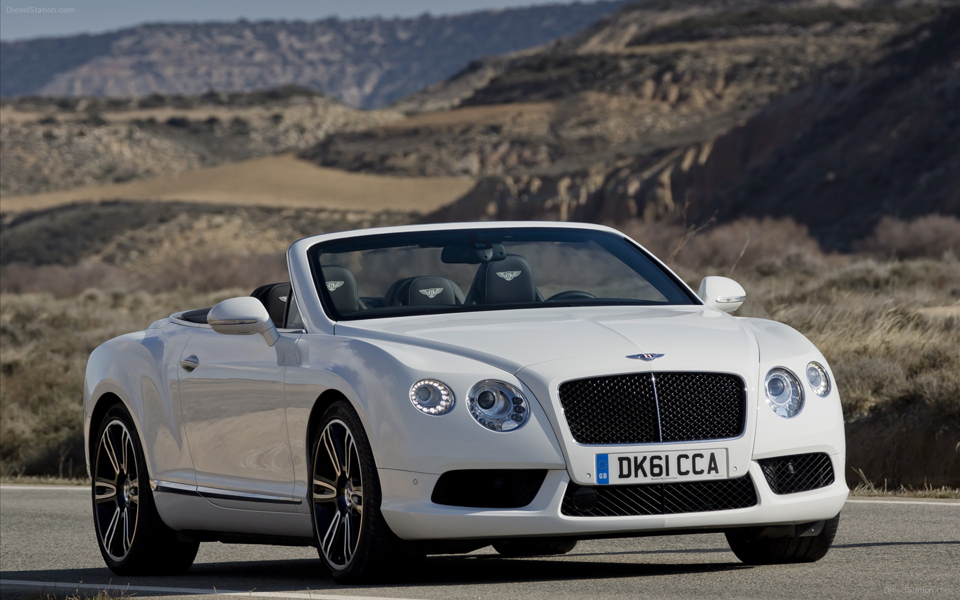 Bentley Continental GTC V8 2012