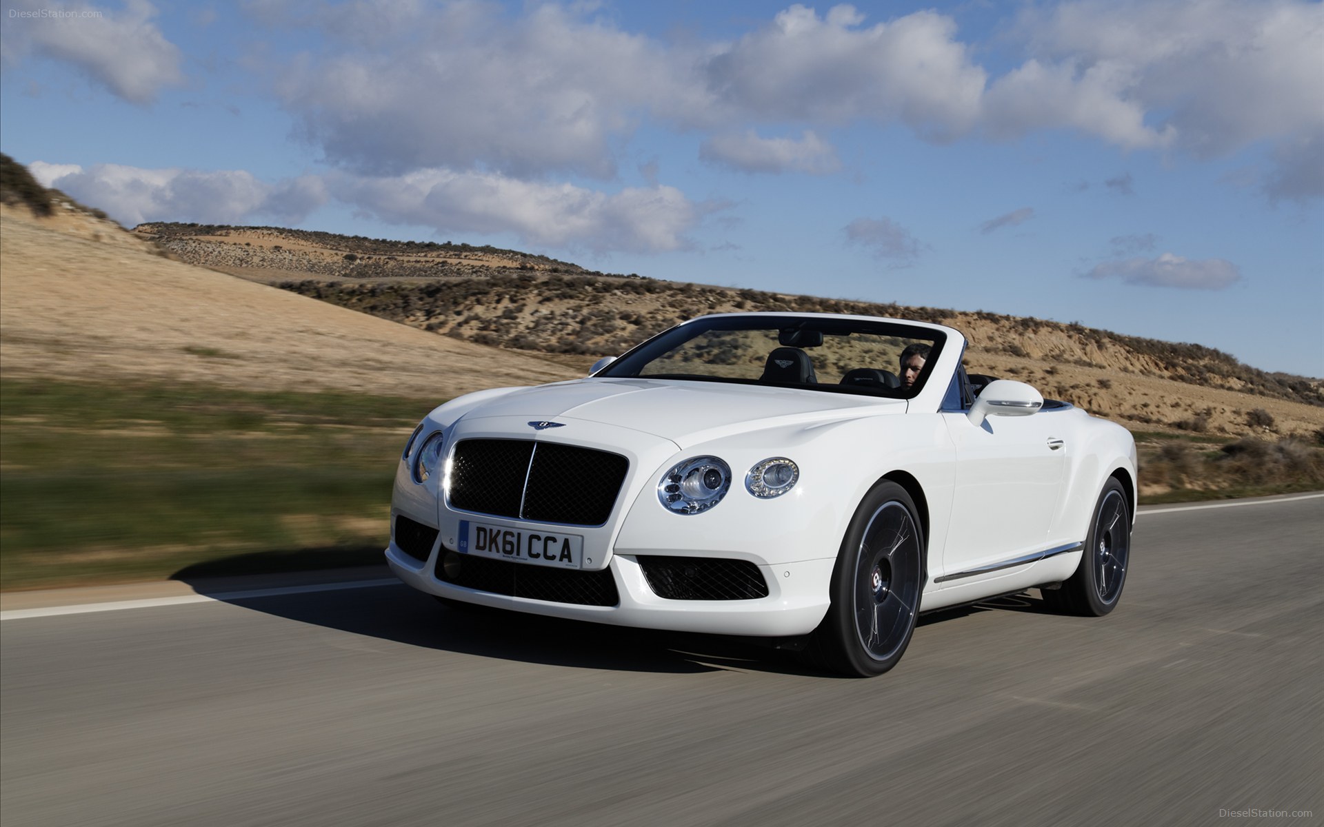 Bentley Continental GTC V8 2012