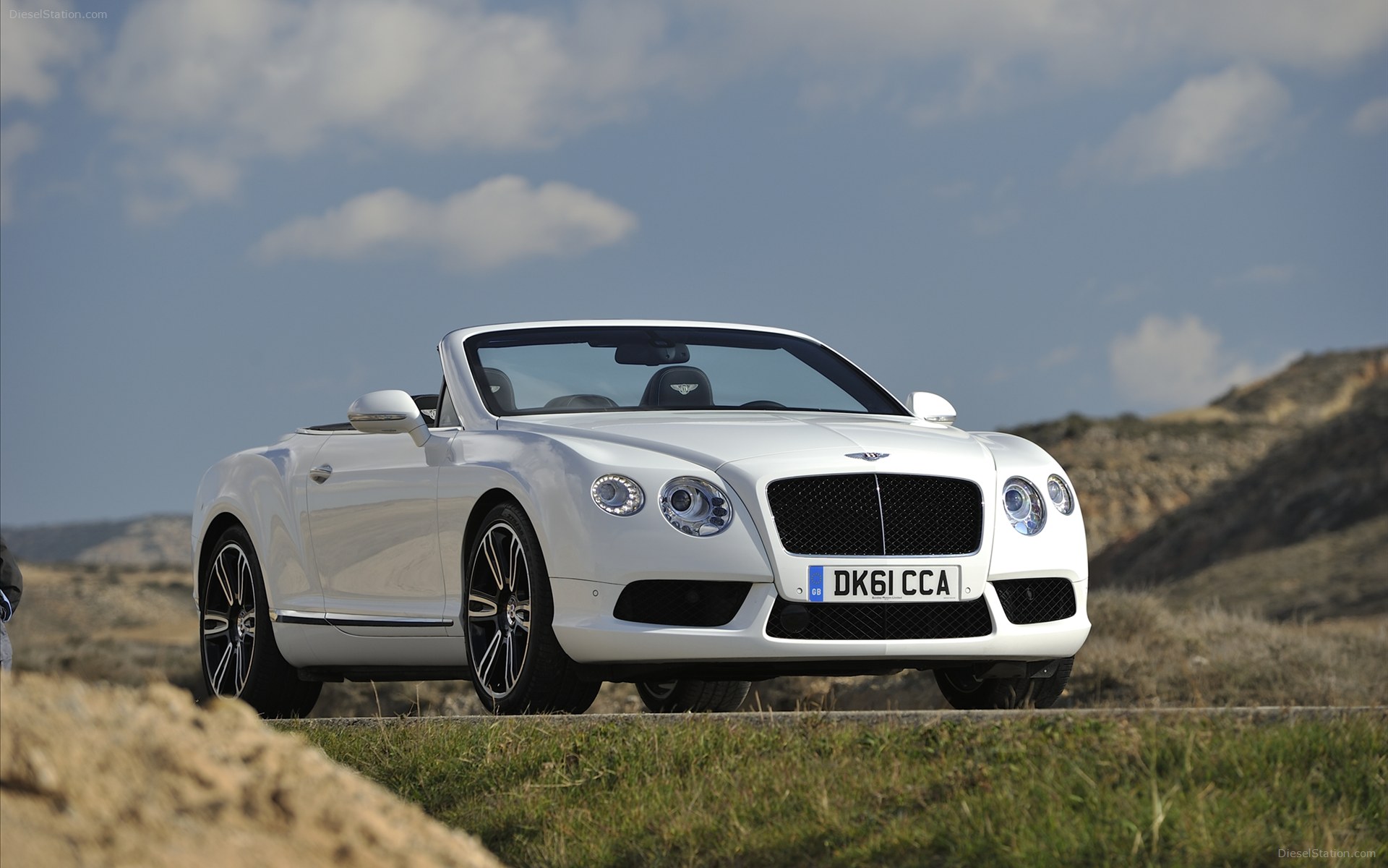 Bentley Continental GTC V8 2012