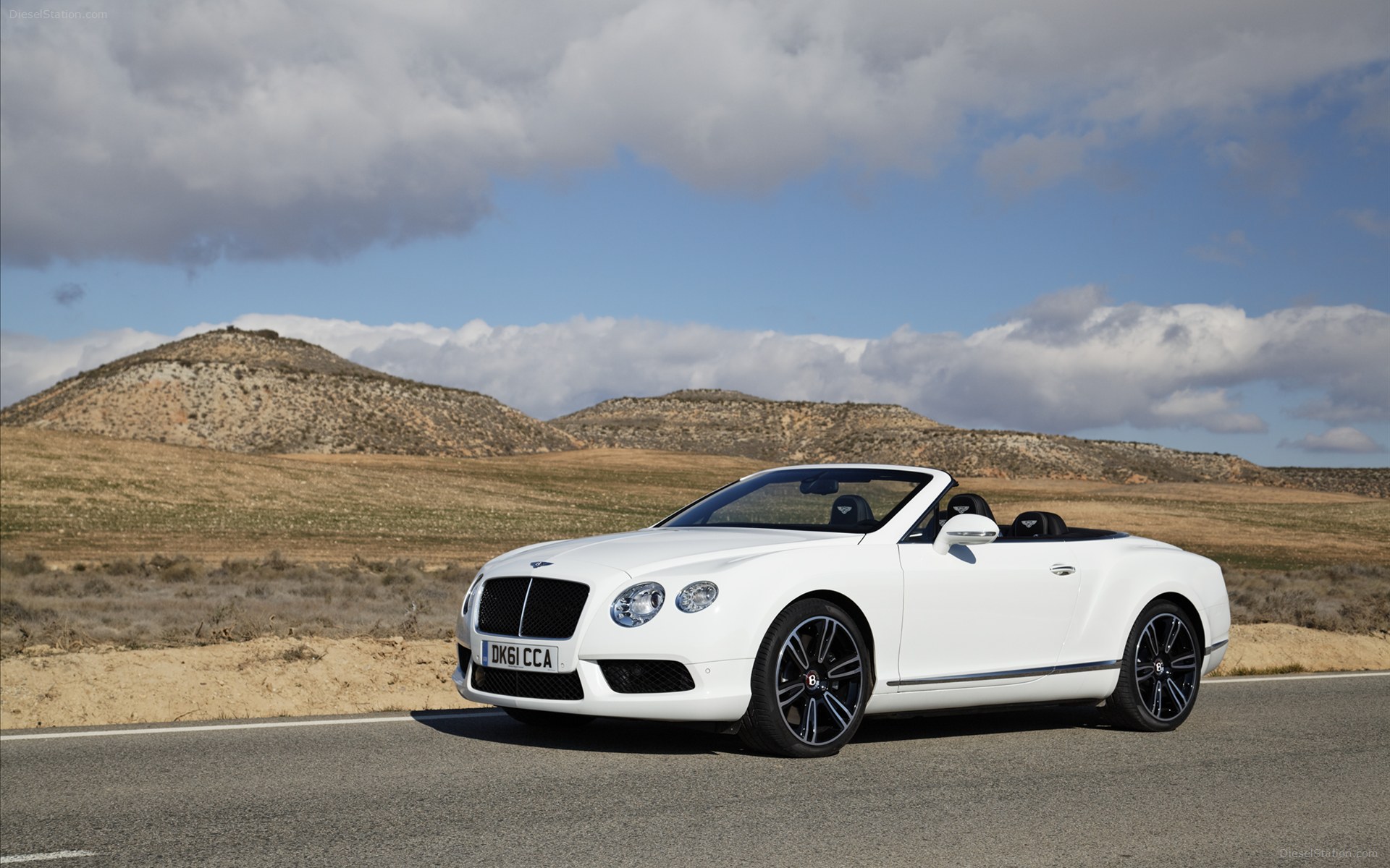 Bentley Continental GTC V8 2012