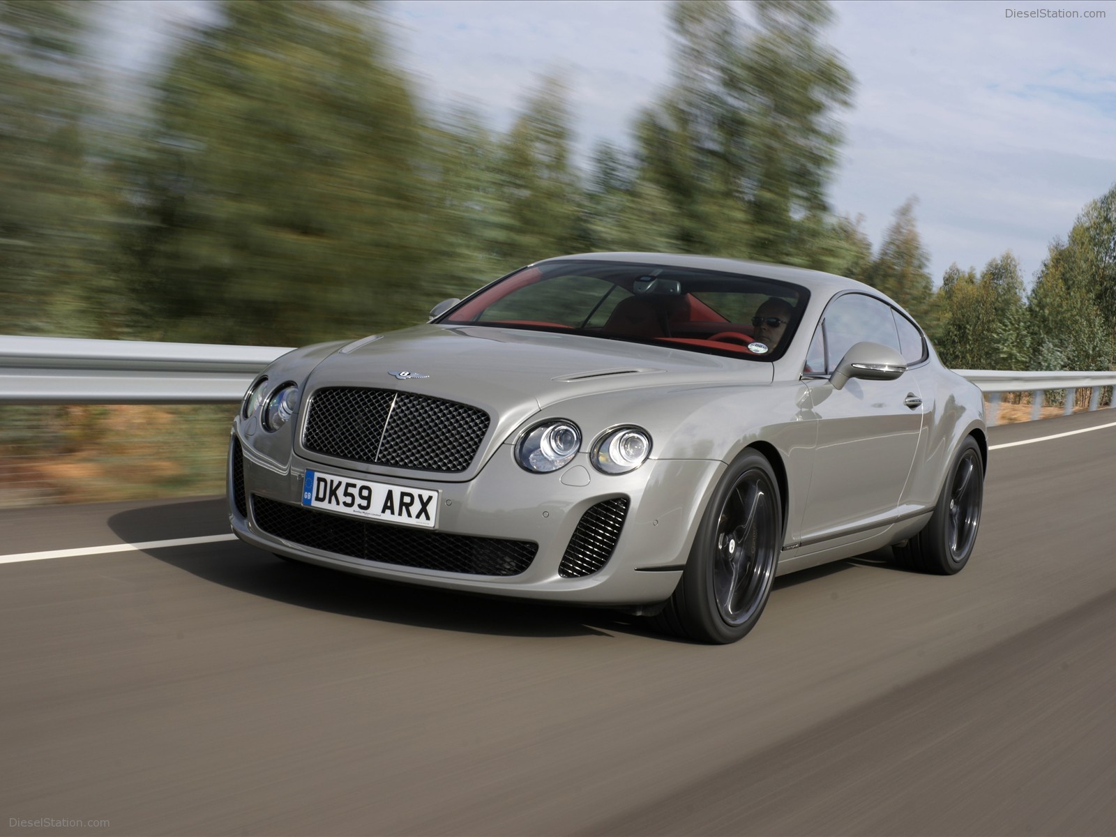 More Pics : 2010 Bentley Continental Supersports More Pics : 2010 Bentley Continental Supersports