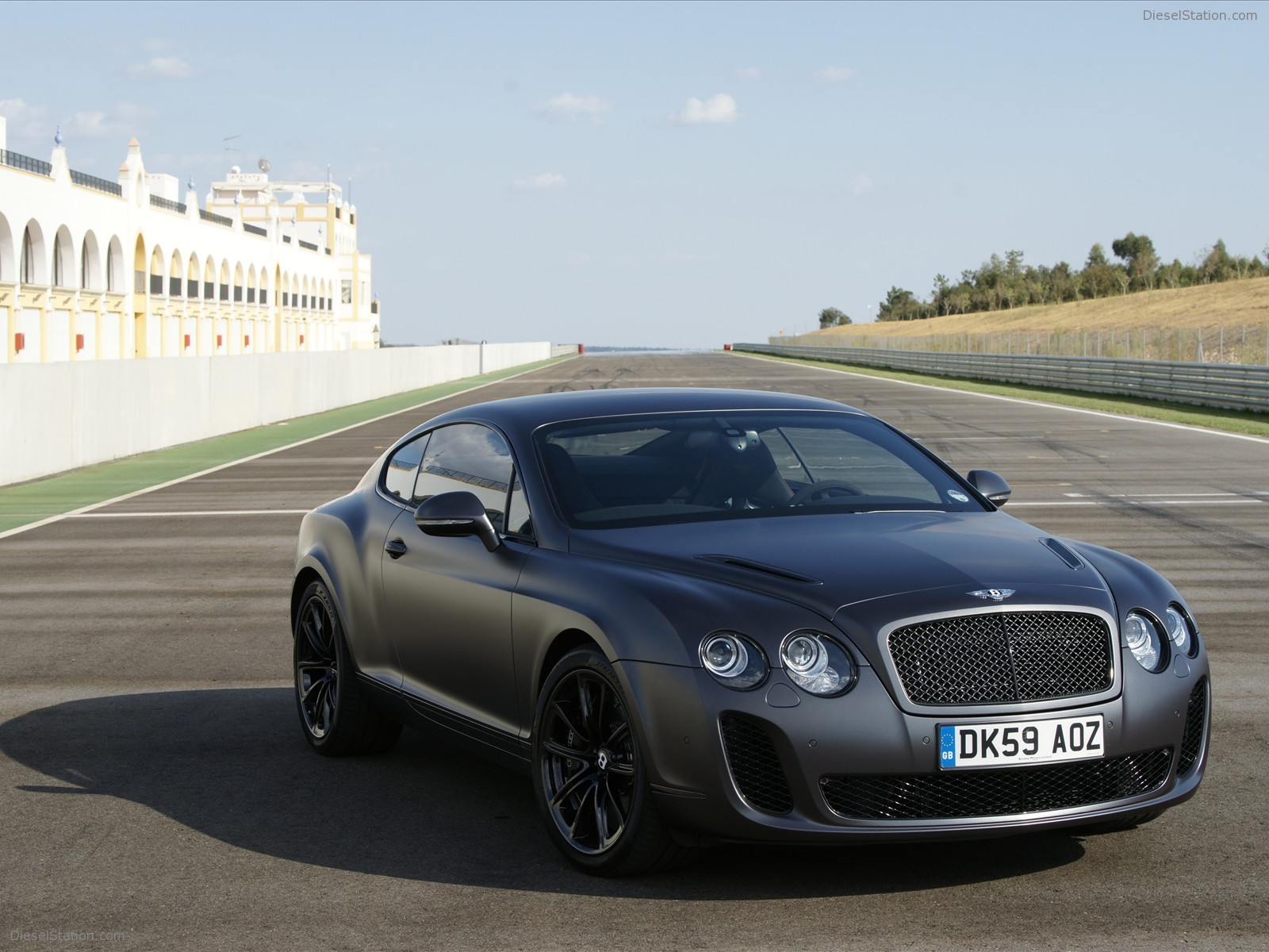 More Pics : 2010 Bentley Continental Supersports More Pics : 2010 Bentley Continental Supersports
