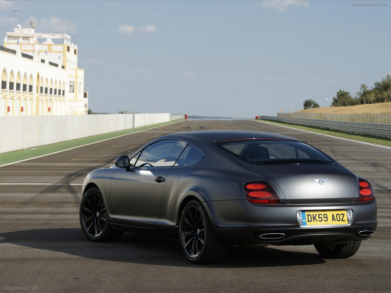 More Pics : 2010 Bentley Continental Supersports More Pics : 2010 Bentley Continental Supersports