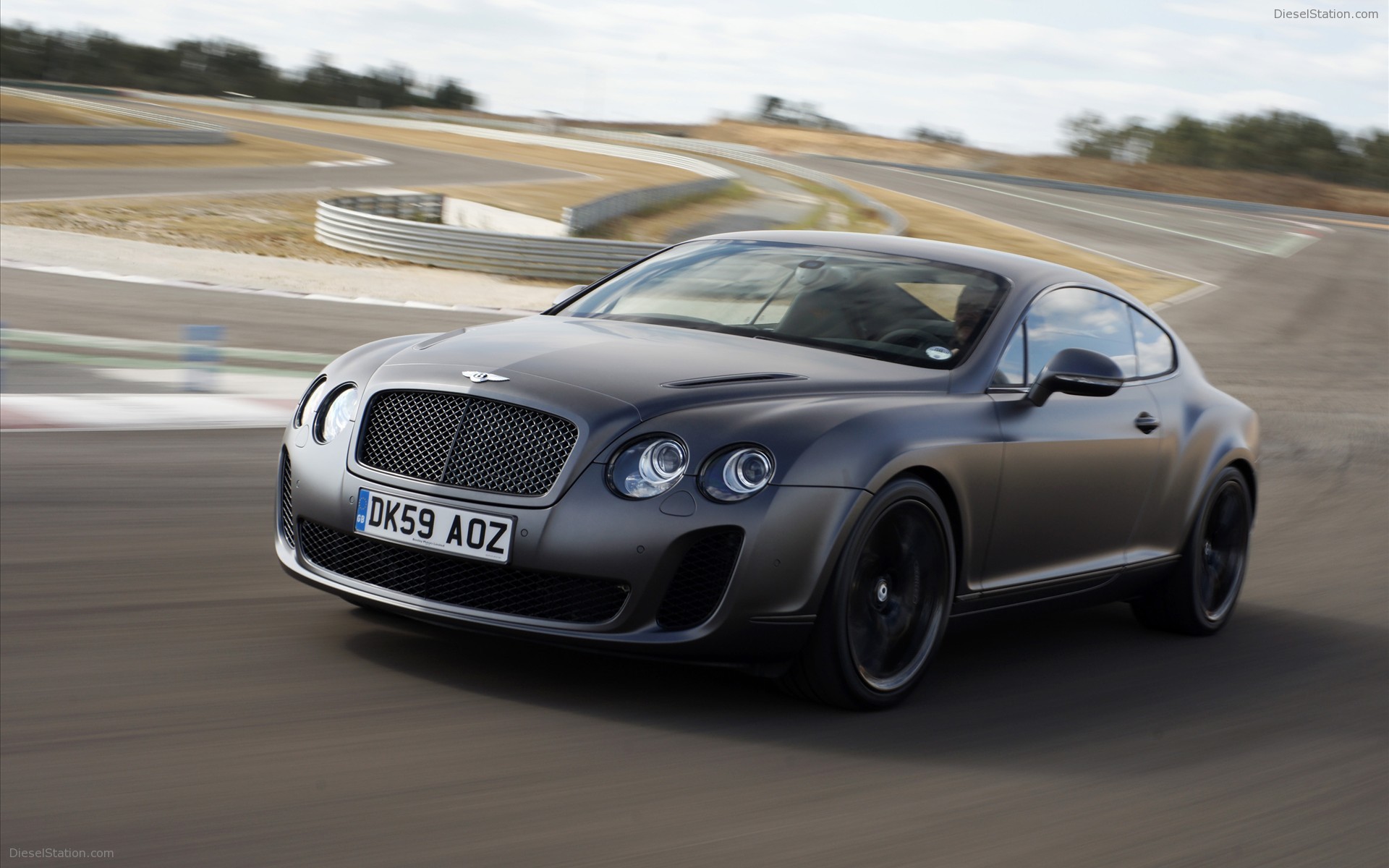 More Pics : 2010 Bentley Continental Supersports More Pics : 2010 Bentley Continental Supersports