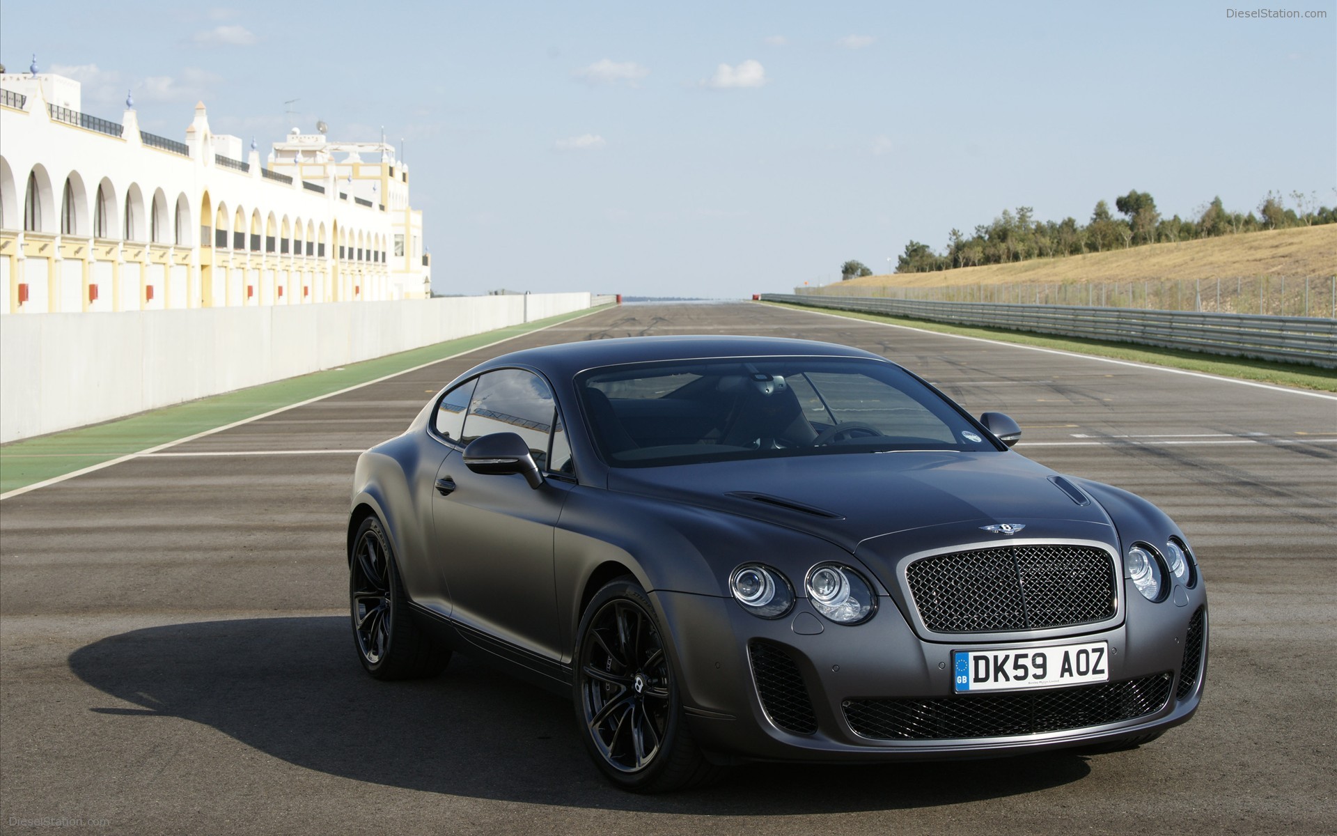 More Pics : 2010 Bentley Continental Supersports More Pics : 2010 Bentley Continental Supersports