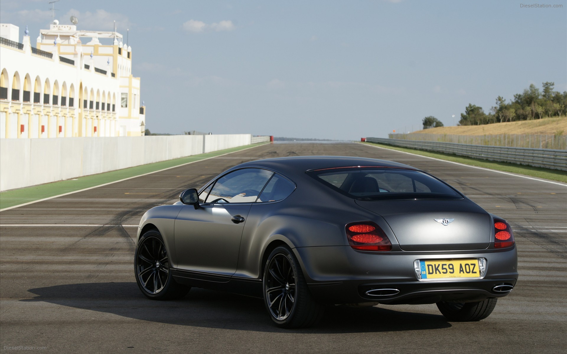 More Pics : 2010 Bentley Continental Supersports More Pics : 2010 Bentley Continental Supersports