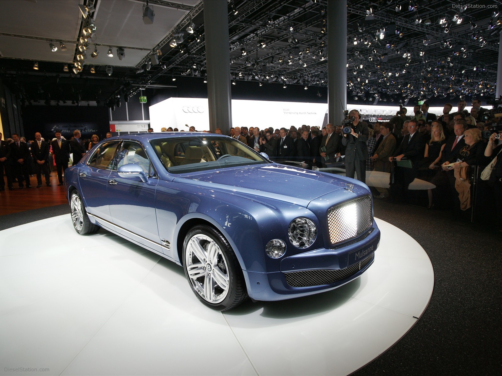 Bentley Mulsanne debuts at Frankfurt