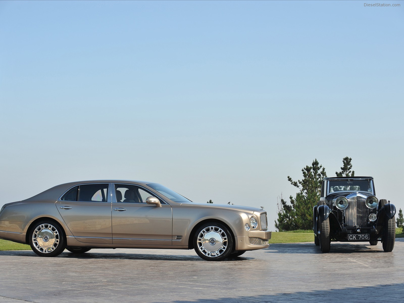 Bentley Mulsanne debuts at Frankfurt