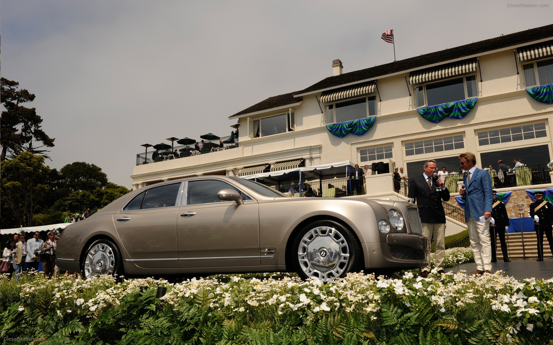 Bentley Mulsanne debuts at Frankfurt