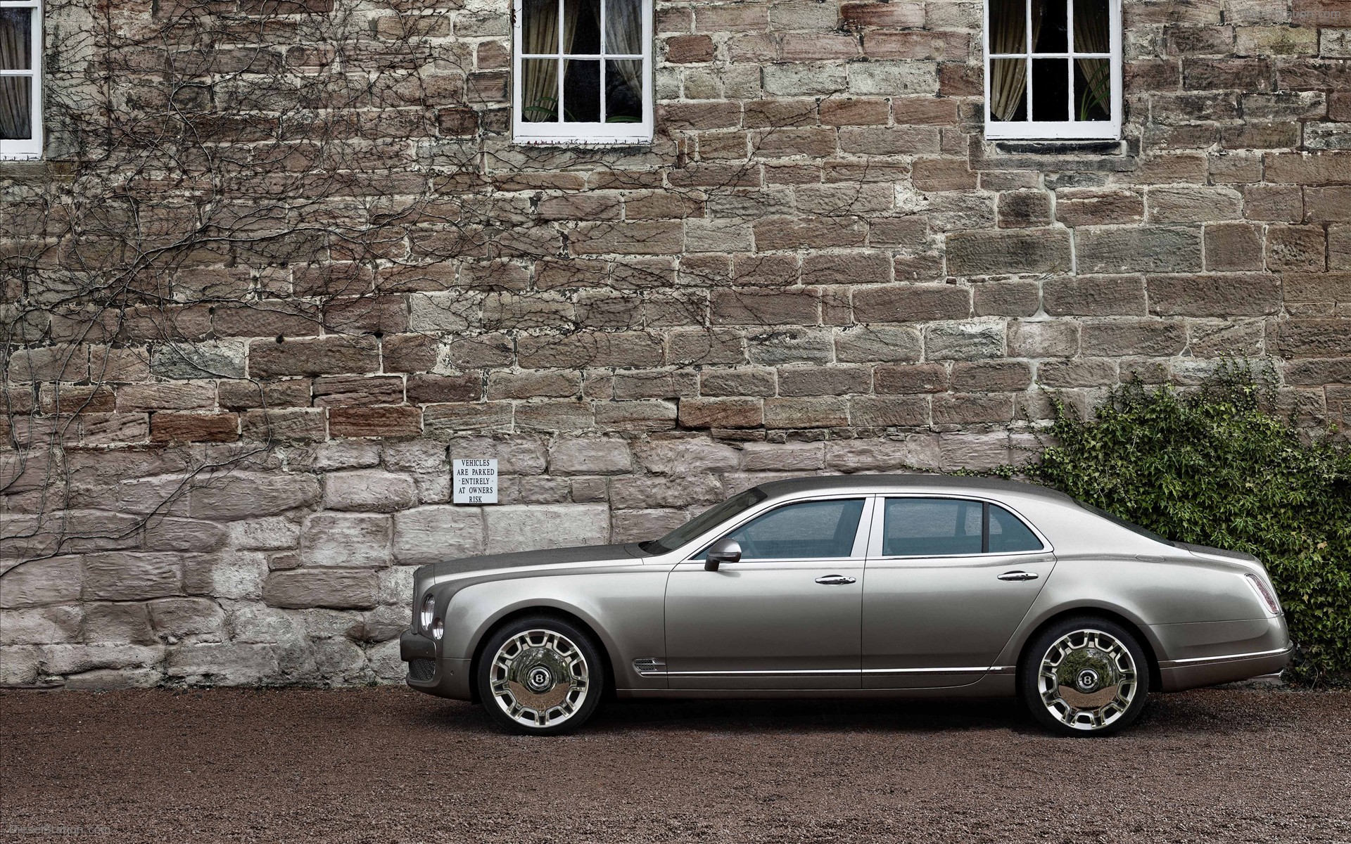 Bentley Mulsanne debuts at Frankfurt