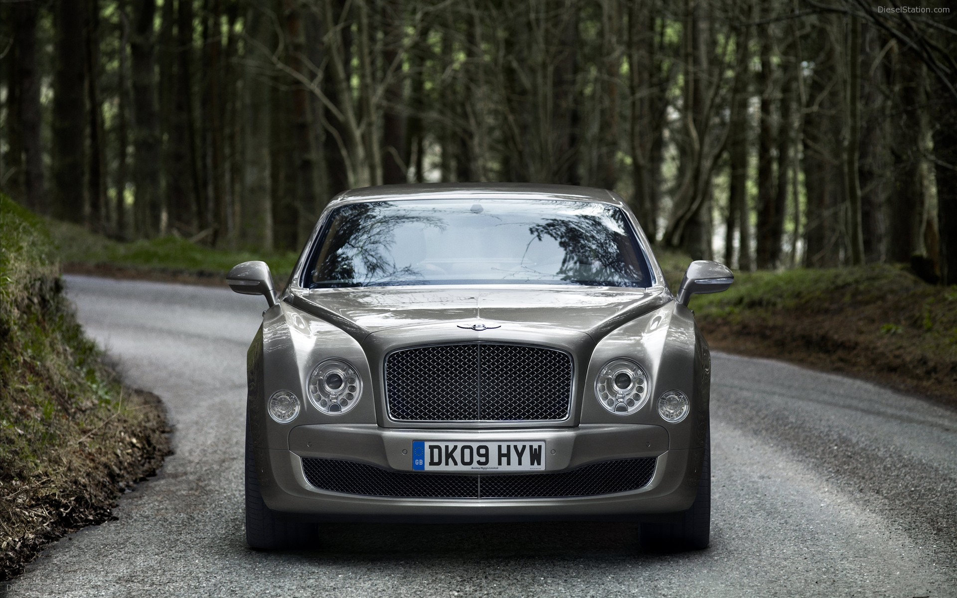 Bentley Mulsanne debuts at Frankfurt
