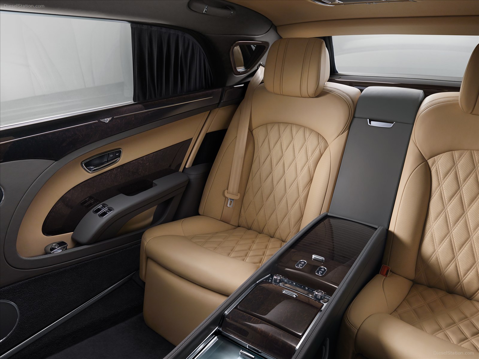 Bentley Mulsanne EWB 2017