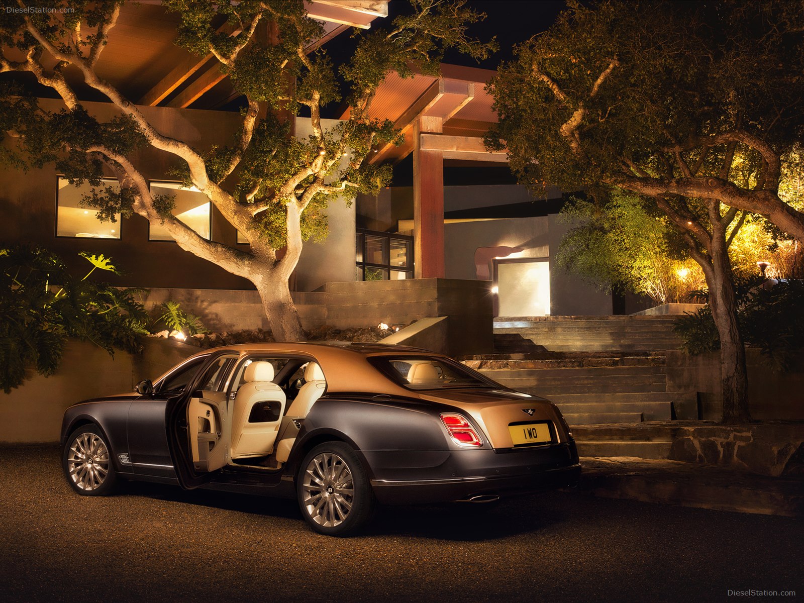 Bentley Mulsanne EWB 2017