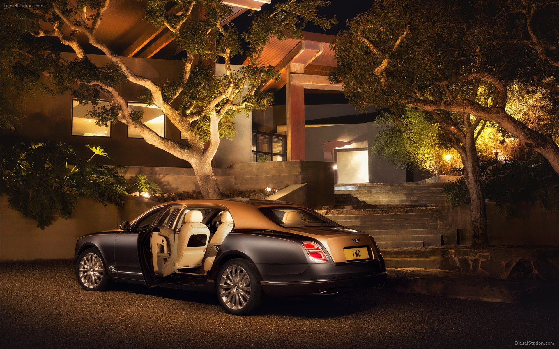 Bentley Mulsanne EWB 2017