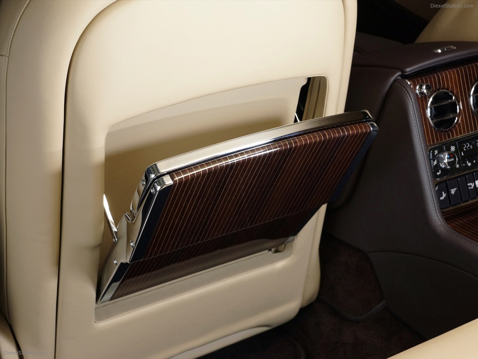 Bentley Mulsanne Executive Interior Concept 2011 Bentley Mulsanne Executive Interior Concept 2011