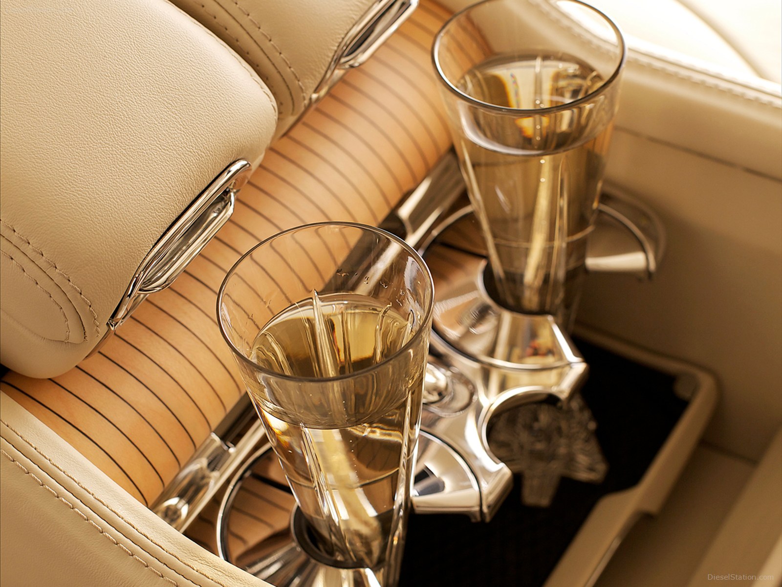 Bentley Mulsanne Executive Interior 2013