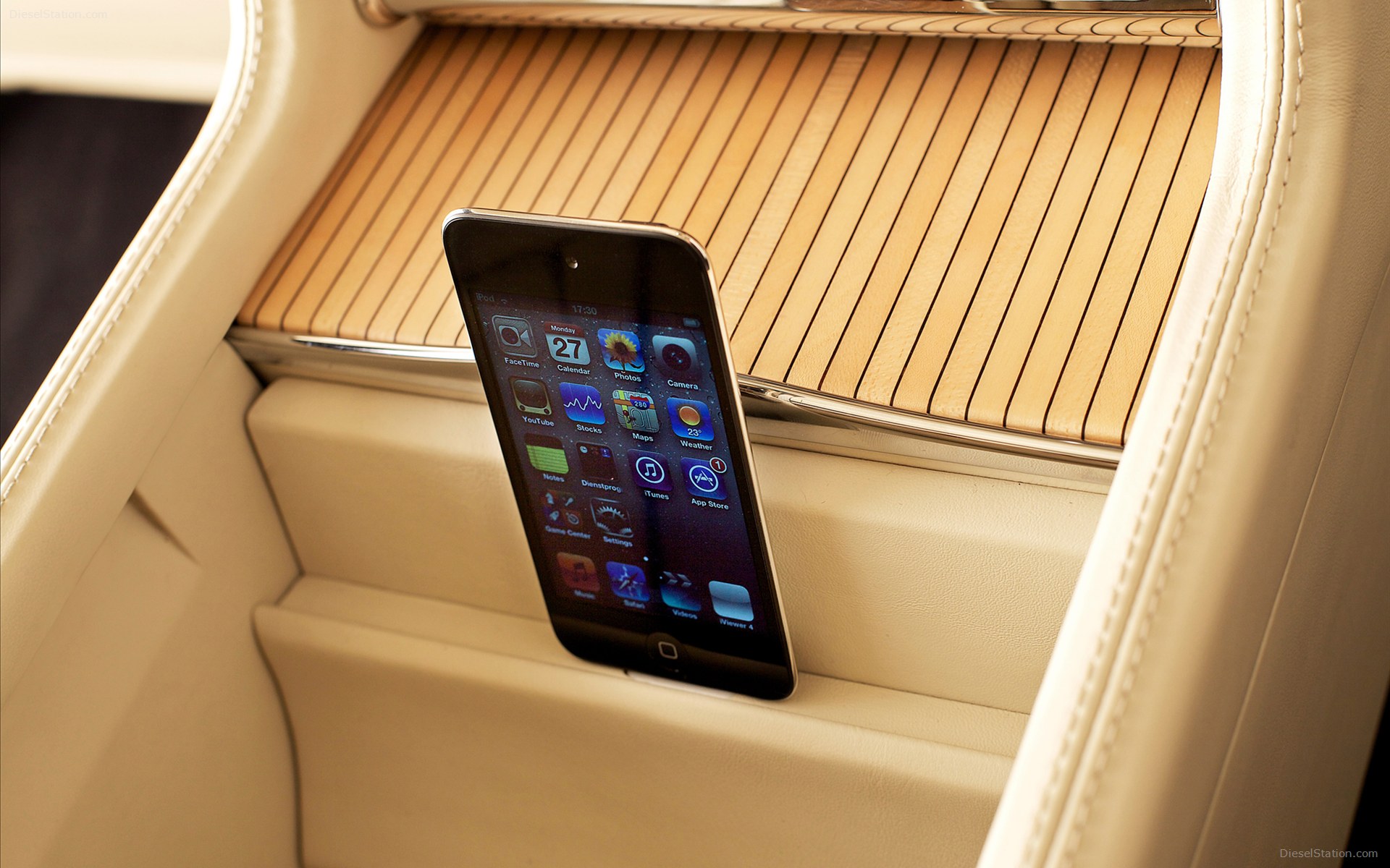 Bentley Mulsanne Executive Interior 2013