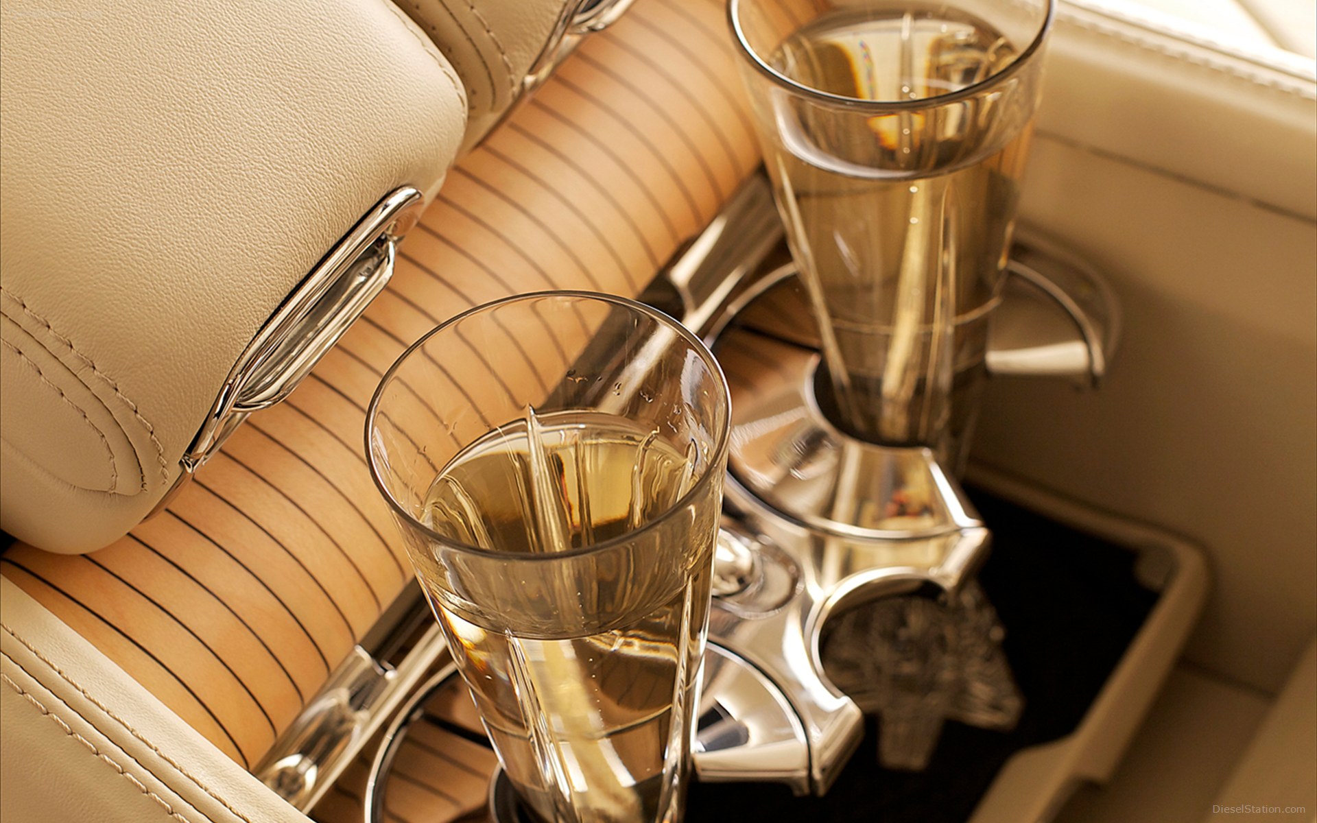 Bentley Mulsanne Executive Interior 2013